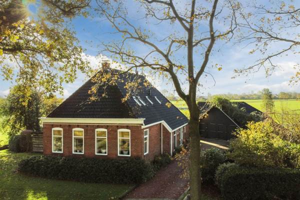 Woning Domela Nieuwenhuisweg 11 Nij Beets