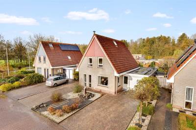 Woning De Kaam 3 Stiens