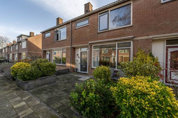 Woning Titiaanstraat 15 Oud-Beijerland