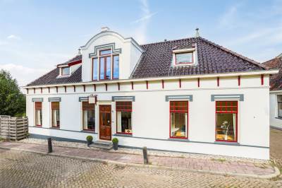 Woning Hoogstraat 4 Eenrum