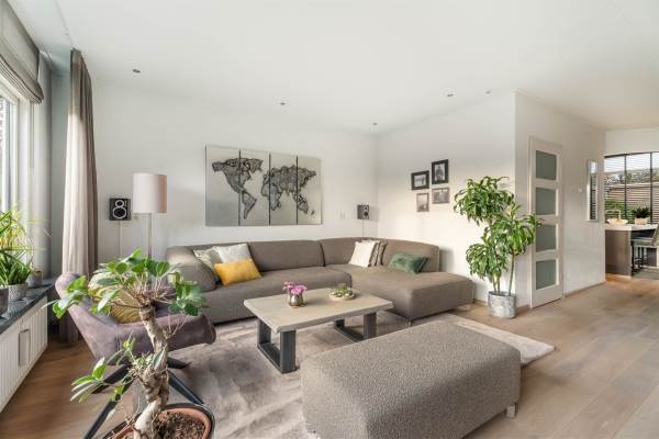 Woning Burgemeester A. van Walsumlaan 251 Vlaardingen