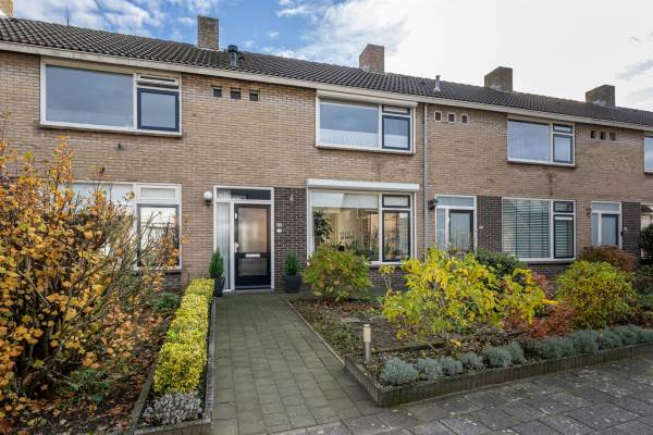 Woning Rembrandtlaan 25 Middelharnis