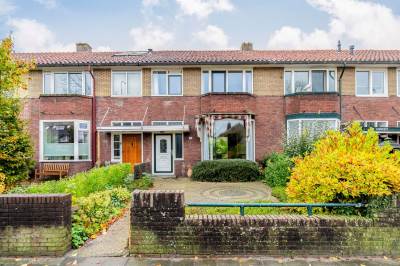 Woning Mr. P.J. Troelstraweg 121 Leeuwarden