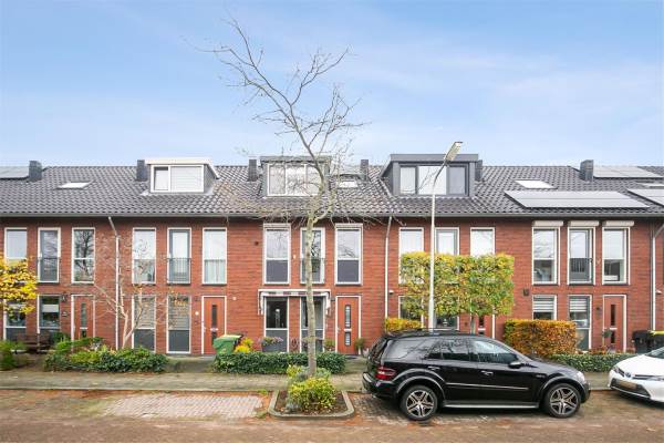 Woning Opper Van Treurenstraat 9 Heinenoord