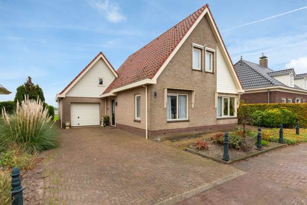Woning Middenweg 44A Andijk