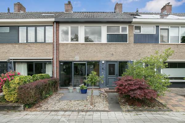 Woning Merellaan 8 Rhoon