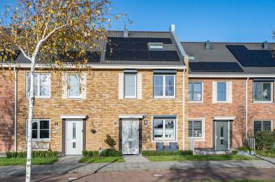 Woning Elementenweg 12 Spijkenisse