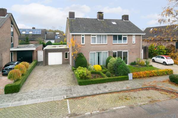 Woning Lavadijk 153 Roosendaal