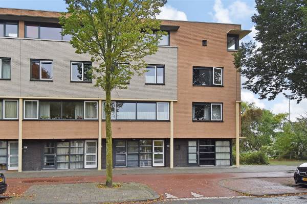 Woning Aagje Dekenlaan 49a Den Haag