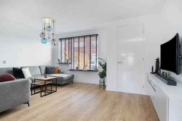 Woning Essenlaan 57 Ter Aar