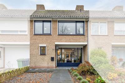 Woning Jan Sluijtersstraat 33 Roosendaal