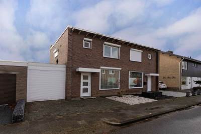 Woning Meidoornlaan 24 Bunde