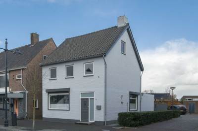 Woning Raadhuisplein 2 Hoeven