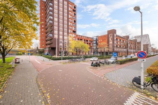 Woning Leeuwendalersweg 698 Amsterdam