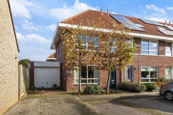 Woning Amaliastraat 1 Melissant