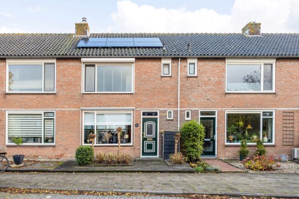 Woning Burgemeester Dekkingstraat 37 Streefkerk