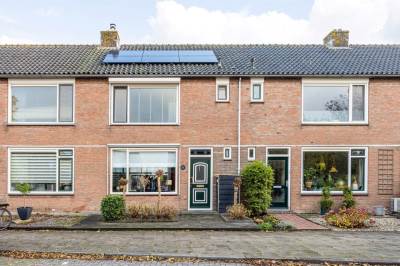 Woning Burgemeester Dekkingstraat 37 Streefkerk
