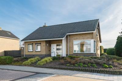 Woning Dr.Jan Herman van Heekln 11 's-Heerenberg