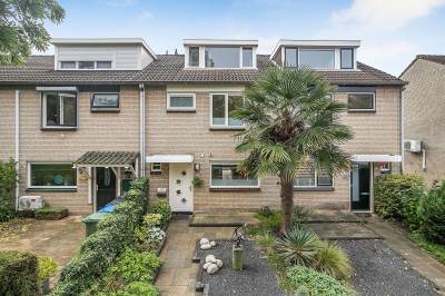 Woning Pastoor Apeldoornpad 12 Hoogvliet Rotterdam