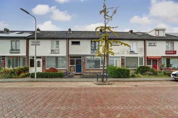 Woning Harry Hoekstraat 27 Wateringen