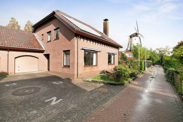 Woning Molenhoek 17 Zuidland