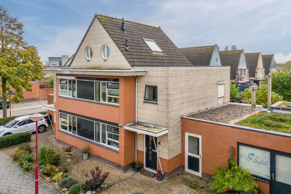 Woning Slauerhoffstraat 4 Oud-Beijerland