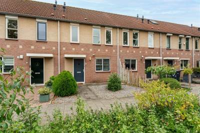 Woning Marga Klompélaan 130 Rijen