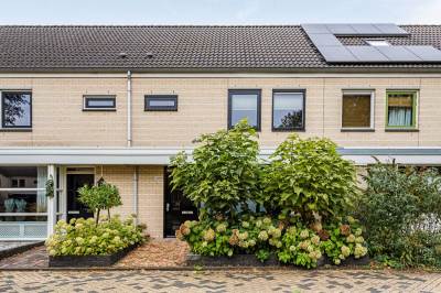 Woning Namenstraat 28 Hengelo (OV)