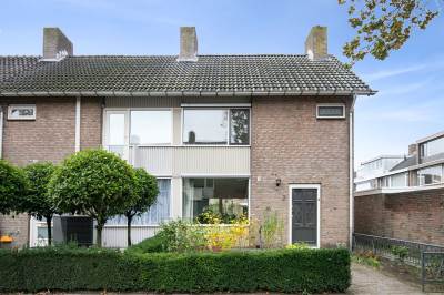Woning Pastoor M. van Beekstraat 2 Best
