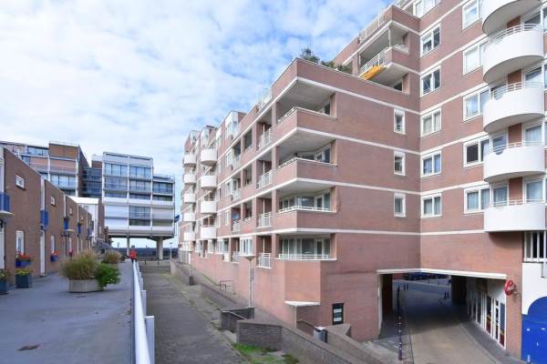 Woning Gevers Deynootplein 165 Den Haag