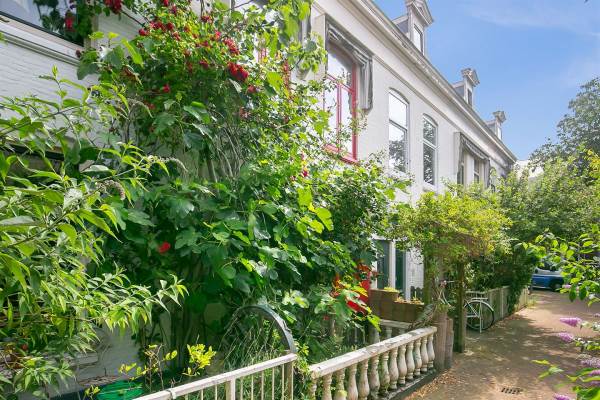 Woning Newtonstraat 235 Den Haag