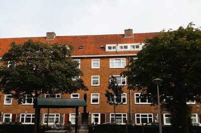 Woning Paramariboplein 18III Amsterdam