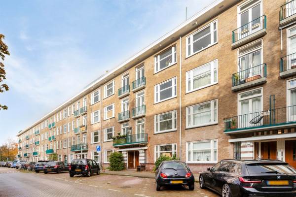 Woning Uiterwaardenstraat 541 Amsterdam