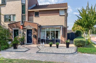 Woning Molenaarserf 72 Houten