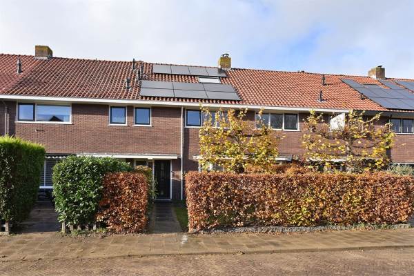 Woning B. van Rooijenstraat 19 Naarden