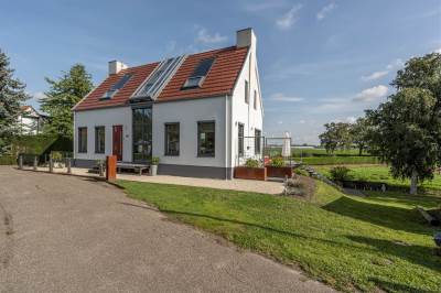 Woning Keizersdijk 106 Strijen