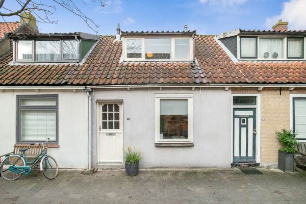 Woning Prins Bernhardstraat 4 Oud-Beijerland