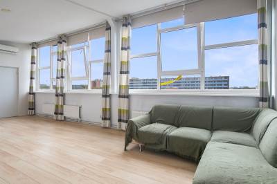 Woning Burgemeester De Vlugtlaan 147D Amsterdam