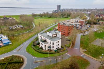 Woning Achterwerf 353 Almere