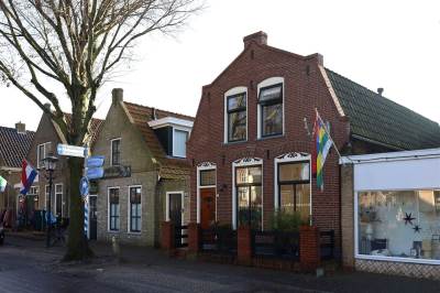 Woning Westerburen 17 Midsland
