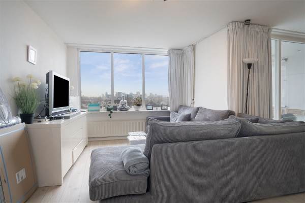 Woning Marie Heinekenplein 606 Amsterdam