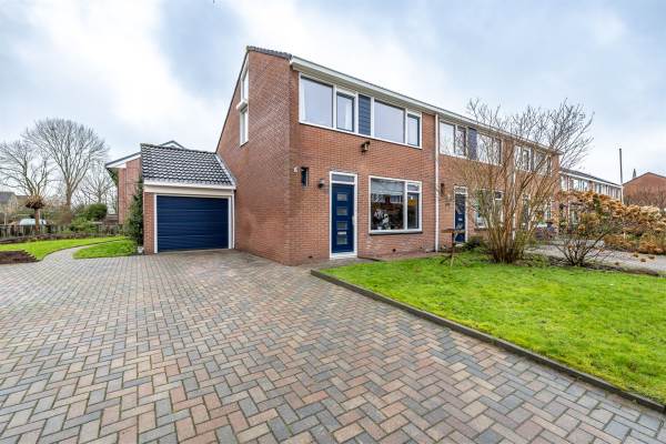 Woning Bovendijks 20 Garrelsweer
