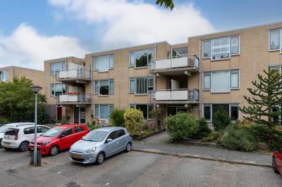 Woning Ambachtsweg 86 Huizen