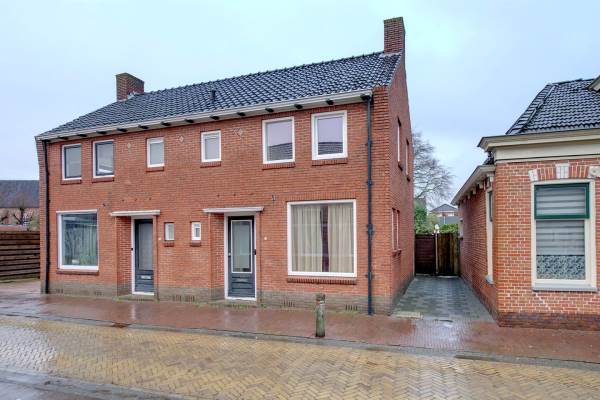 Woning Zuiderstraat 17 Uithuizen