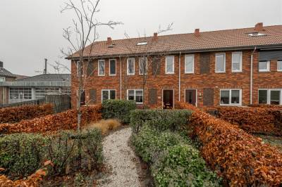 Woning Arent van Lierstraat 13B Puttershoek
