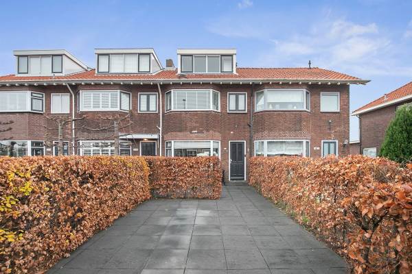 Woning Burgemeester van Esstraat 158 Pernis Rotterdam