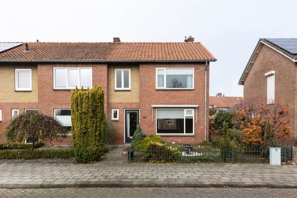 Woning Freule van Dorthstraat 54 Winterswijk