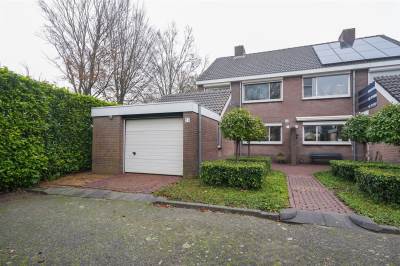 Woning Wethouder Burgers-stee 24 Leuth