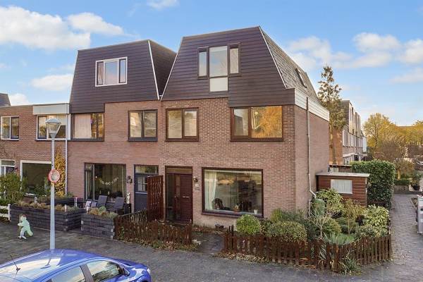 Woning Van den Berghlaan 199 Hoofddorp