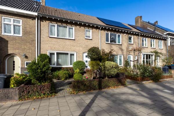 Woning Burg. Waszinkstraat 99 Heerlen